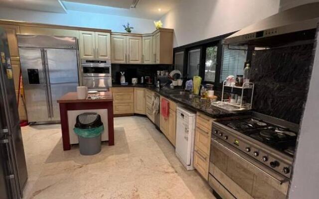 Grace Holon Guest house