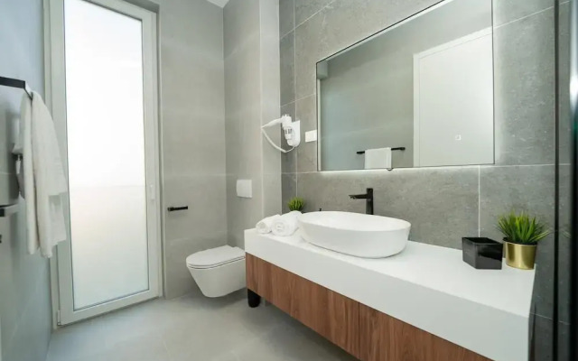 Villa Cataleya with private heated pool