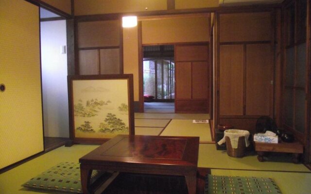 Kyo Machiya Guest House Makuya