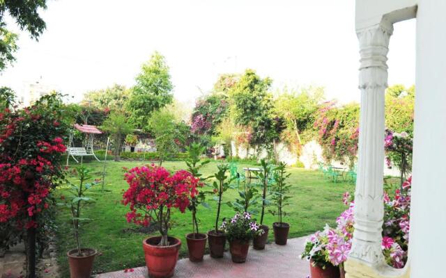 Hotel Megh Niwas
