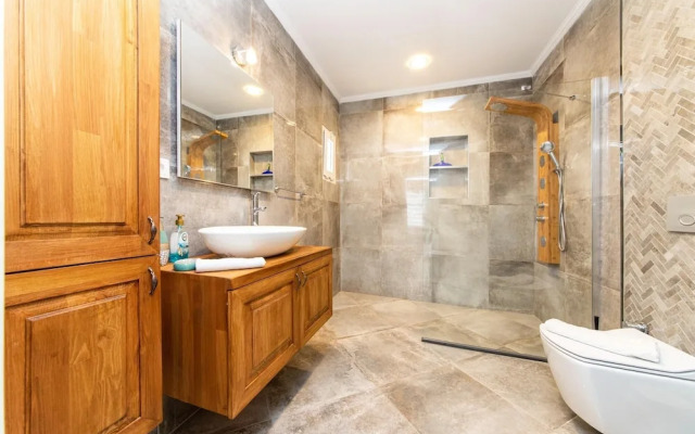 Sea View Huge Private Villa With Terrace in Bodrum