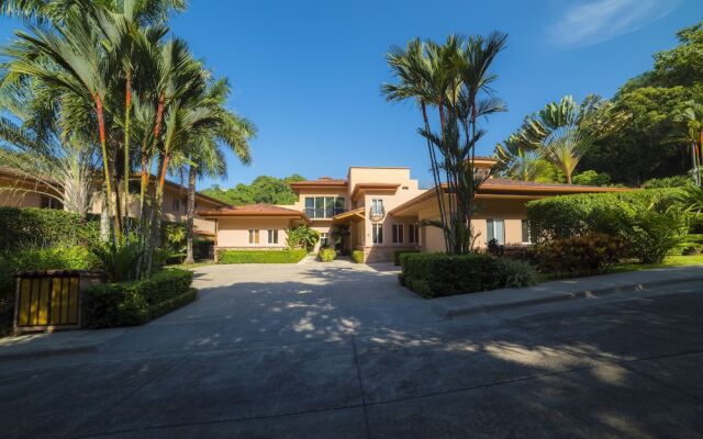 Casa Oasis in Playa Herradura