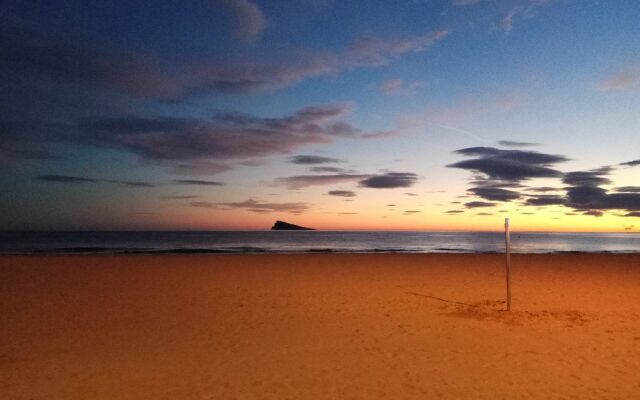 Apartment 1 bedroom 90m Levante Beach