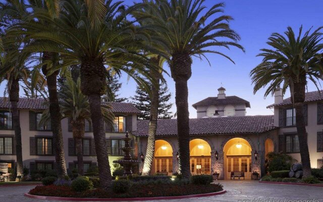 Embassy Suites by Hilton Napa Valley