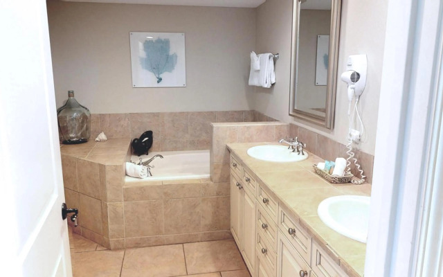 Portofino Tower 3 Unit 1601