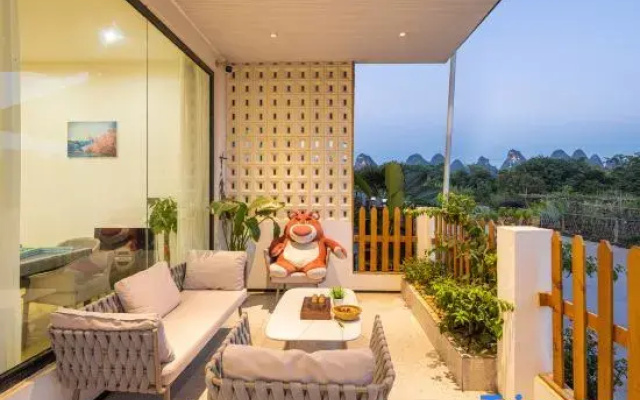 Yangshuo Linshuiwan Homestay (Shili Gallery Yulonghe)