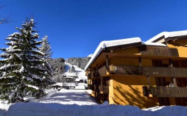 Des Alpes 24 Apartment