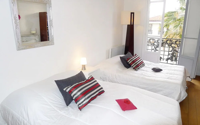 Jardin Depoilly AP4089 by Riviera Holiday Homes