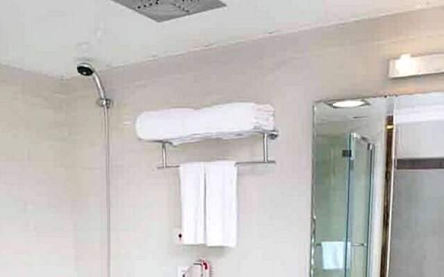 Beau Side Loft Hotel