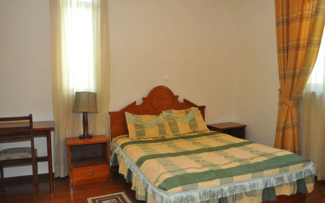 Tazina Guest House