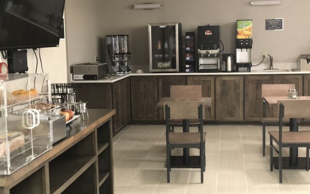 SureStay Hotel by Best Western Higginsville