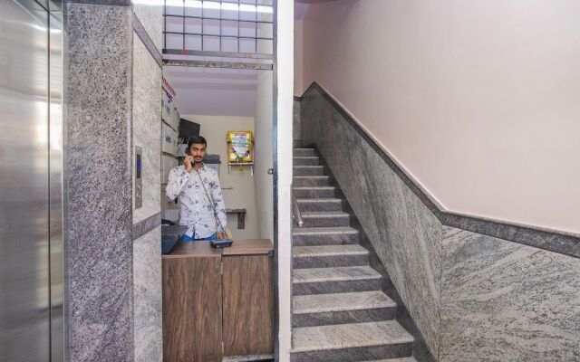 Oyo 23030 Hotel Gtv Comforts