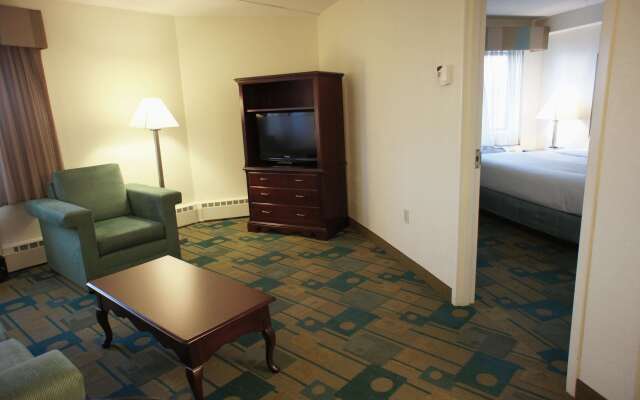 La Quinta Inn & Suites by Wyndham Boston Somerville