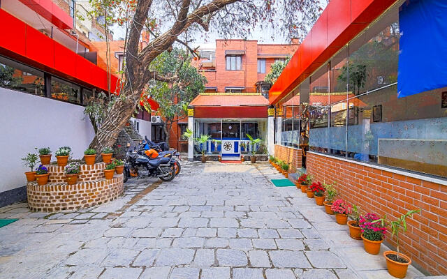 OYO 352 Hotel Konark Inn
