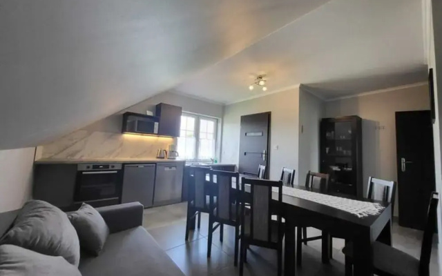 Comfortable Apartment, 5 Bedrooms, Summer Pool