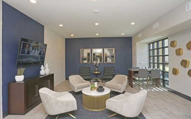 Global Luxury Suites in Campbell