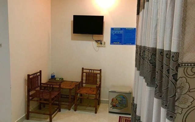 IQ Hotel – Guest Rooms – Con Son