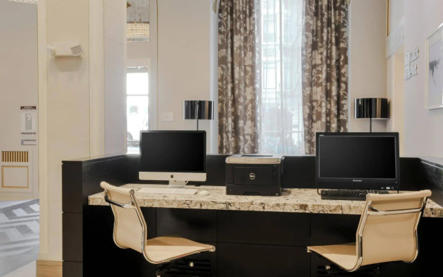 Courtyard by Marriott San Francisco Union Square