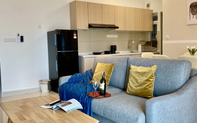 TR Residence Near Titiwangsa LRT By Iconique