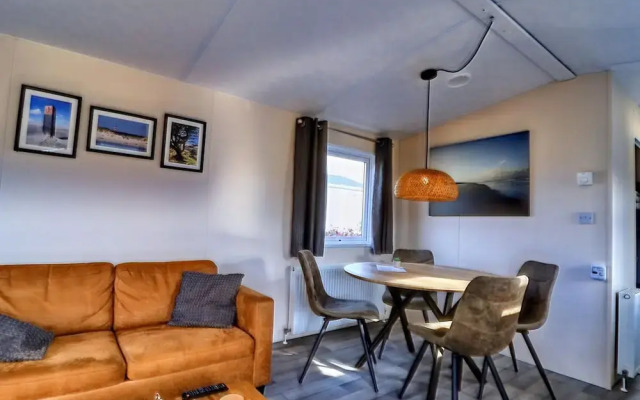 Serene Dune Chalet Near Beach