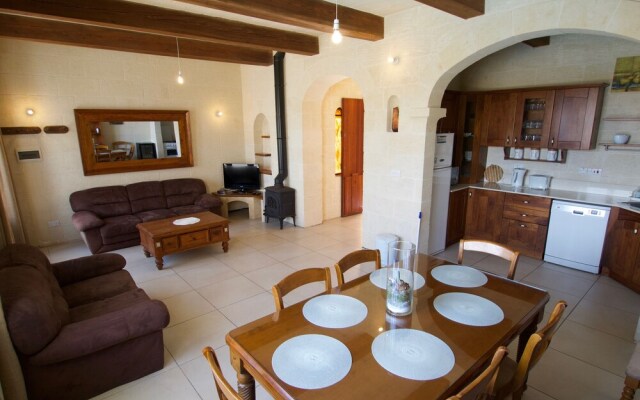 Ta´Kalamija B&B