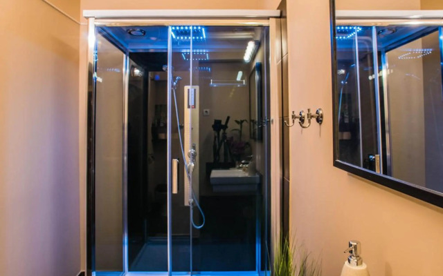 Jewellery box on the riverside