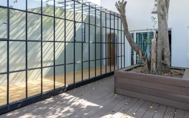 Lemon Tree Family Apartment