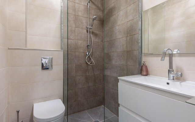 Yam Executive Suite