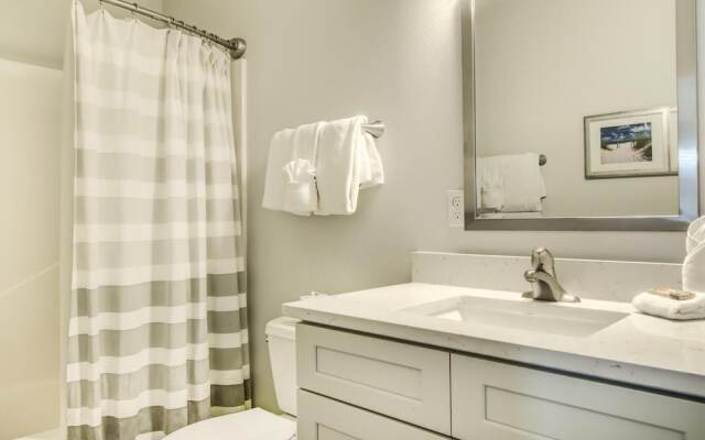 5 C, Three Bedroom Townhome