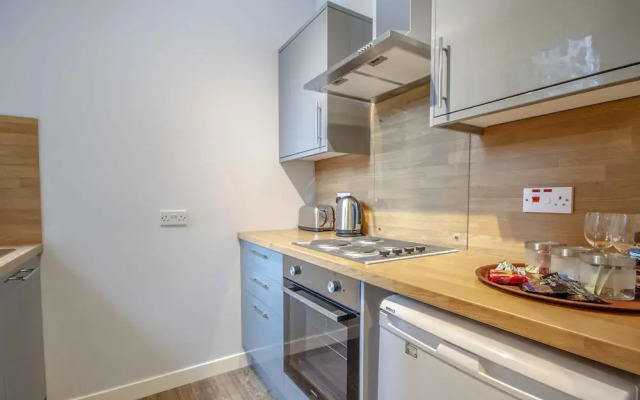 Stirling Central Apartment