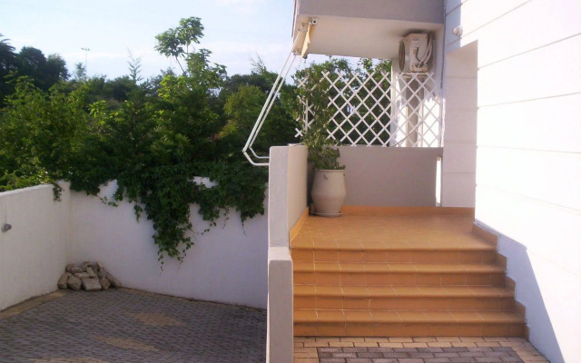 Milos Apartments
