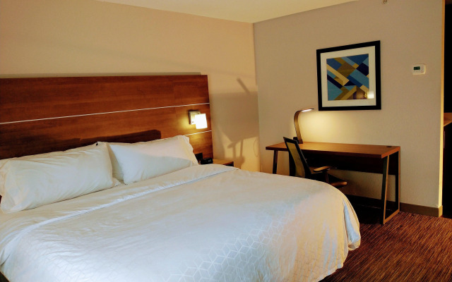 Holiday Inn Express Hotel & Suites Madison by IHG