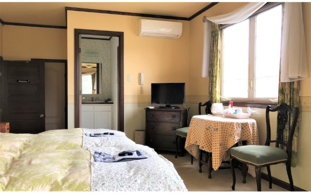 Forest Villa Olive