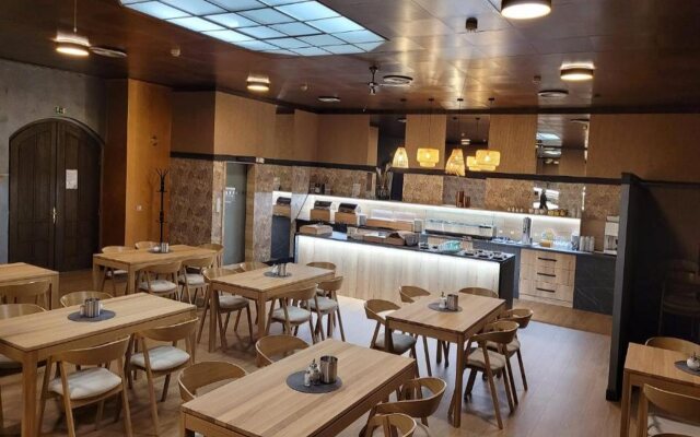 Hotel Česká Koruna