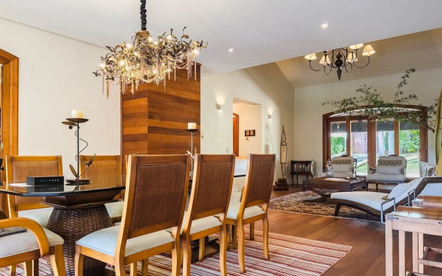 Refúgio de Alto Padrão na Granja Viana