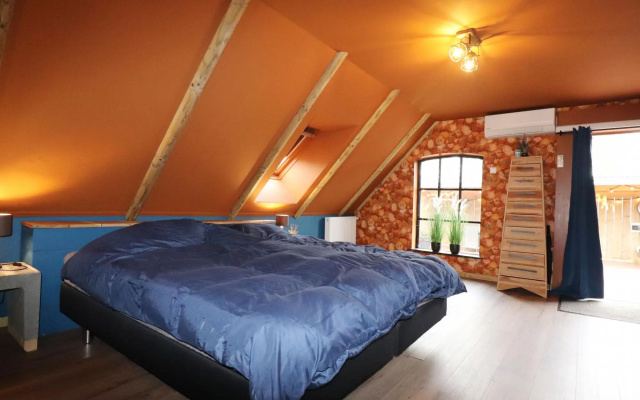 Attractive apartment in Haulerwijk with garden