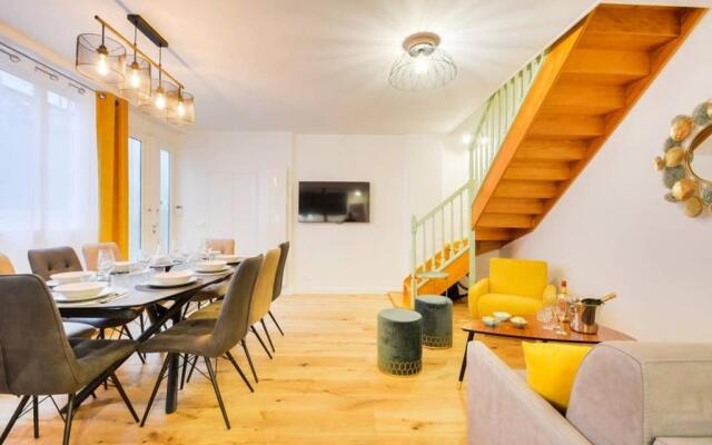 Luxueux Duplex 6 - 8pers - Full Equipped - République