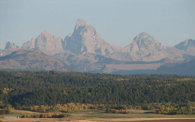 Teton Peaks Resort