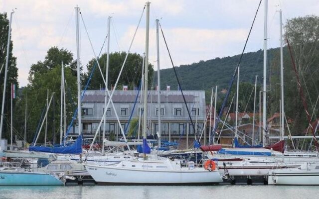 Alsóörs Marina Hotel