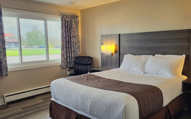 Maple Leaf Inn & Suites