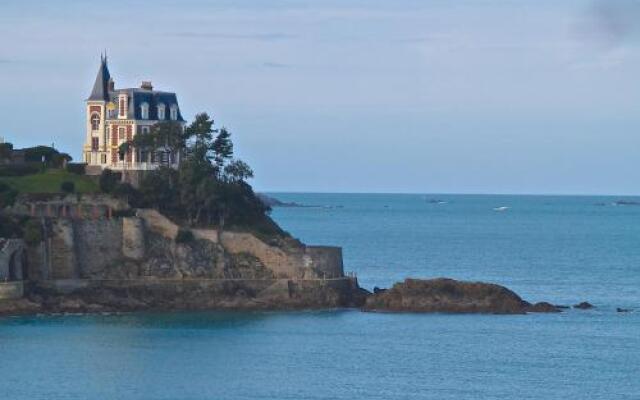 Le Rochebonne, Maison, 10-13 Personnes, Plage À 500m