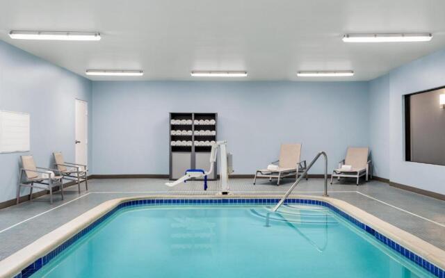 Holiday Inn Express & Suites East Greenbush (Albany-Skyline) by IHG