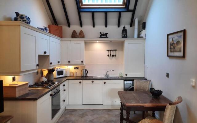 The Shippon, Parc yr Odyn, Pentraeth, Anglesey LL75 8UL
