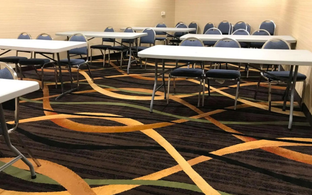 Quality Inn & Suites Fresno Northwest