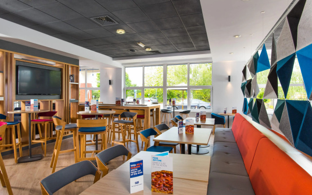 Holiday Inn Express Burton Upon Trent by IHG
