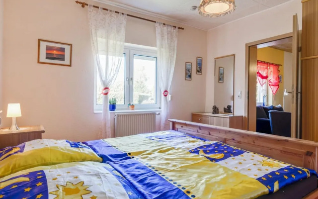 Apartment in Temannsdorf With Garden