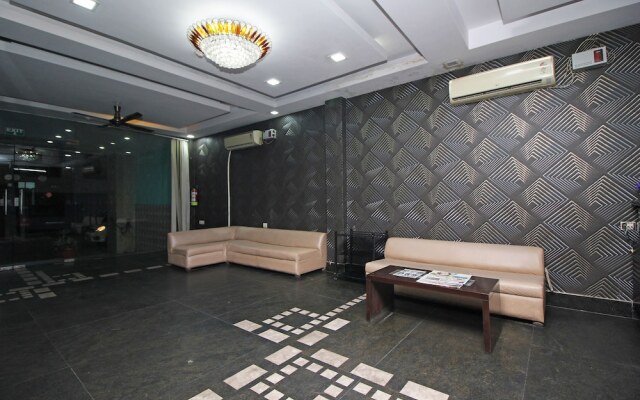 OYO 9030 Hotel Delhi Airport Plaza