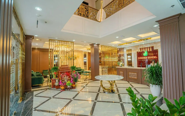 Luxury Hotel