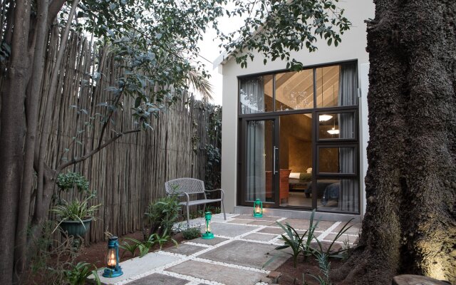 African Rock Hotel & Spa, a "Boutique Lifestyle Resort"