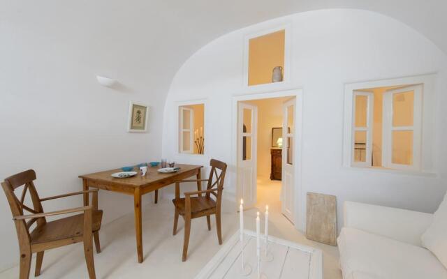 Agapi Cave House